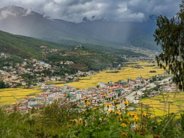 BHUTAN: DOVE REGNA LA FELICITA’!